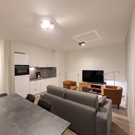 New Modern In The Heart Of T73 Apartamento *